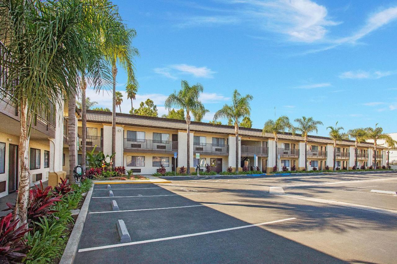 Hotel Stanford & 3*