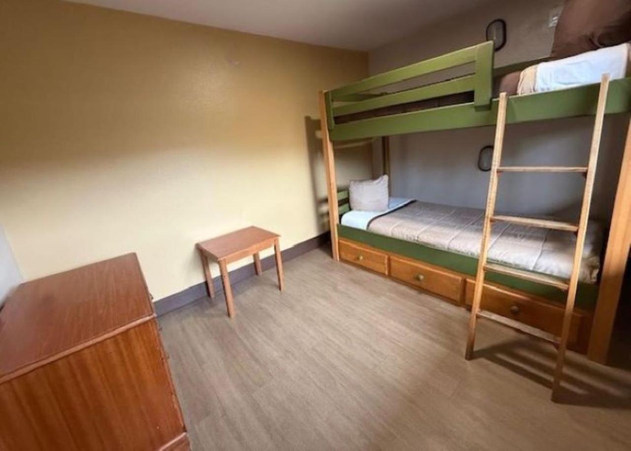 Hotel Stanford & Anaheim